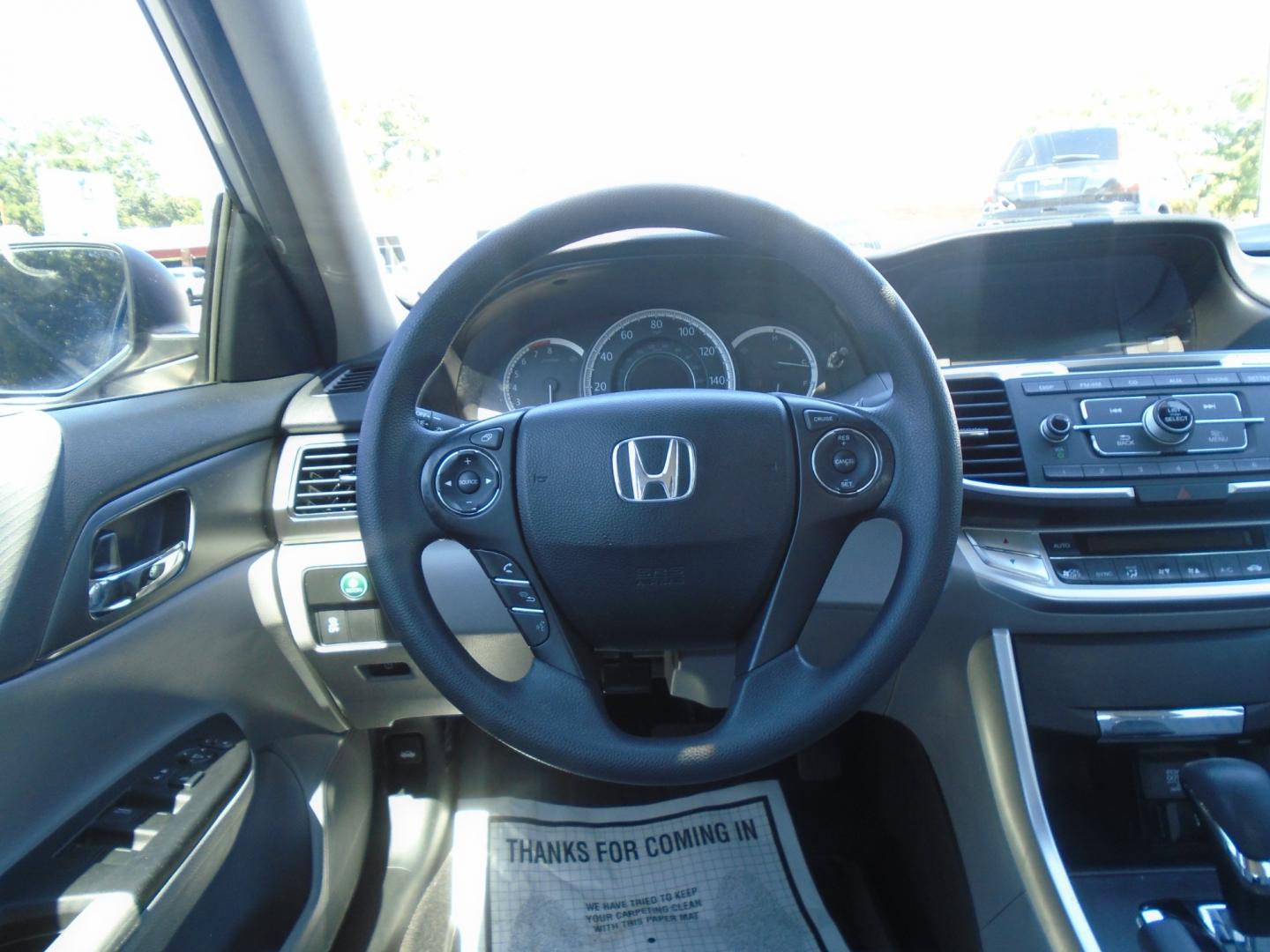 2015 Honda Accord (1HGCR2F3XFA) , located at 6112 N Florida Avenue, Tampa, FL, 33604, (888) 521-5131, 27.954929, -82.459534 - Photo#9